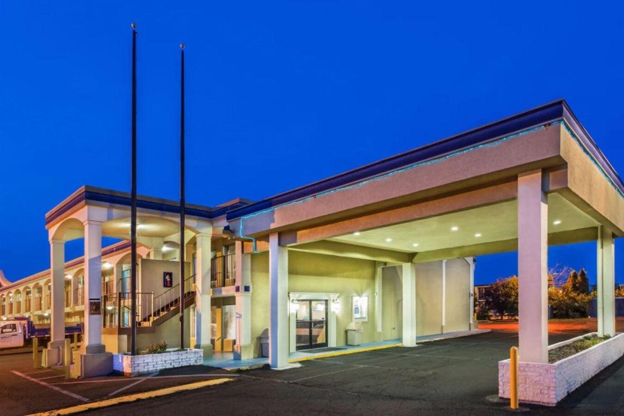 Days Inn By Wyndham Ashland Exterior foto